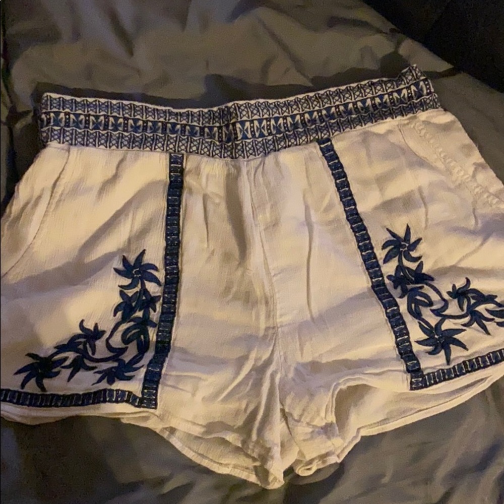 Navy Blue/Off White floral Shorts